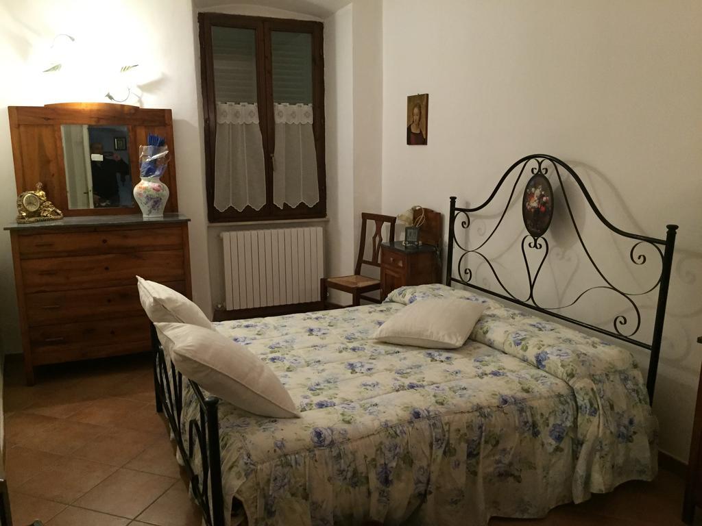 Apartament Casa Di Emanuela Spello Pokój zdjęcie